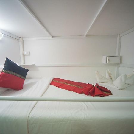 Panda Hostel Phuket (Adults Only) Patong Eksteriør billede