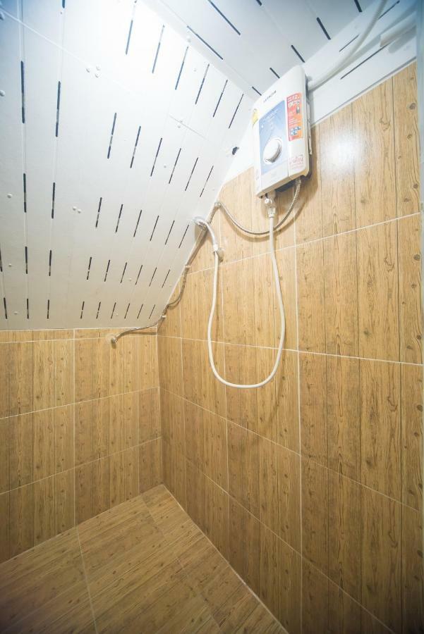 Panda Hostel Phuket (Adults Only) Patong Eksteriør billede