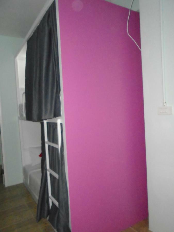 Panda Hostel Phuket (Adults Only) Patong Eksteriør billede