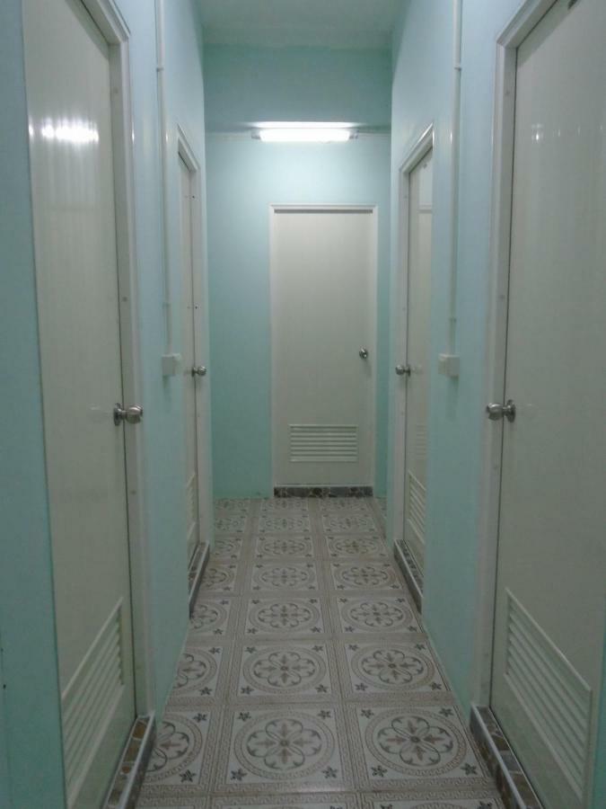 Panda Hostel Phuket (Adults Only) Patong Eksteriør billede