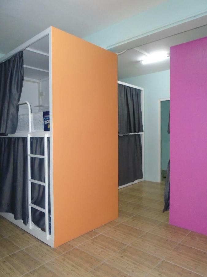 Panda Hostel Phuket (Adults Only) Patong Eksteriør billede