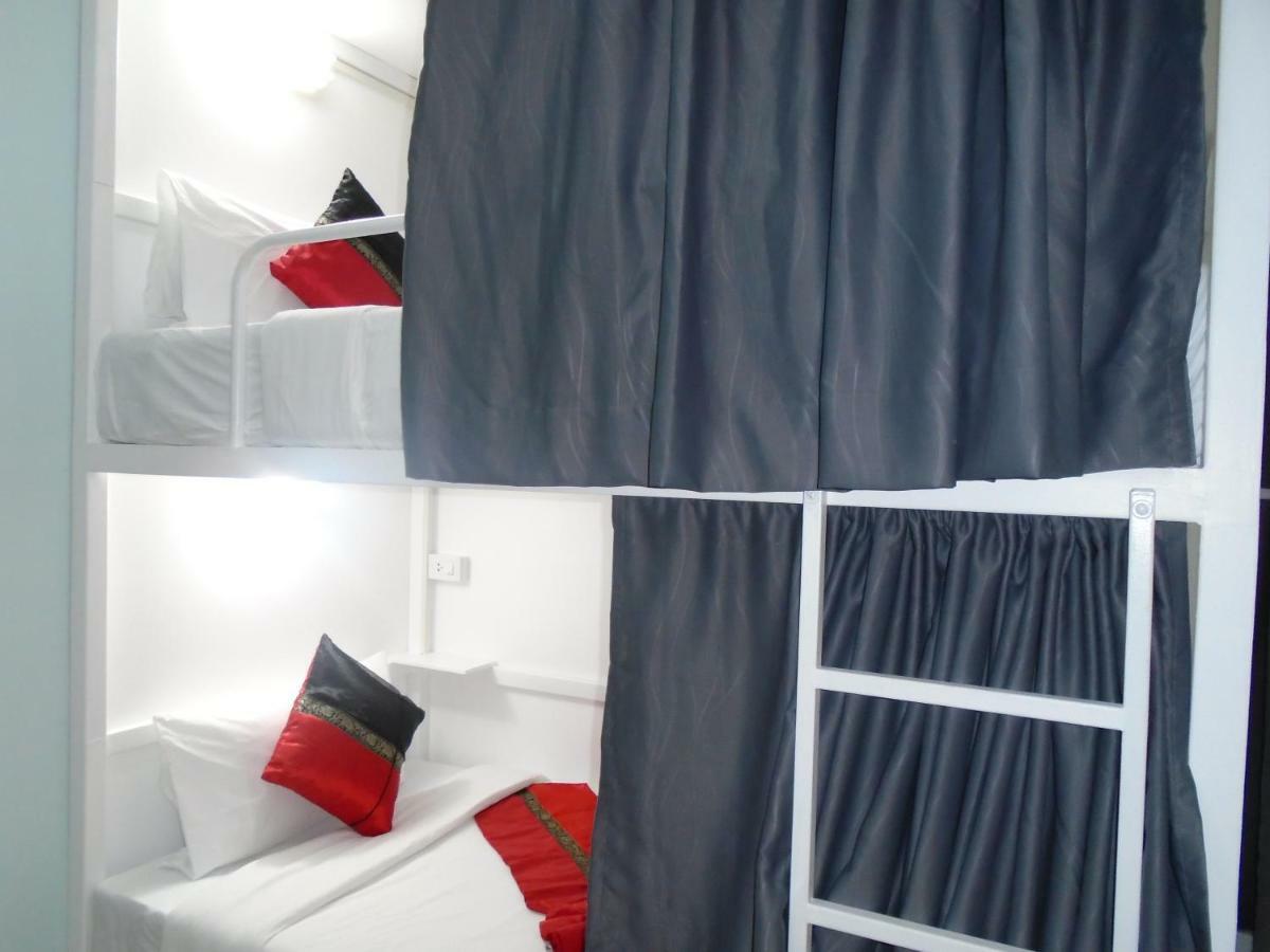 Panda Hostel Phuket (Adults Only) Patong Eksteriør billede