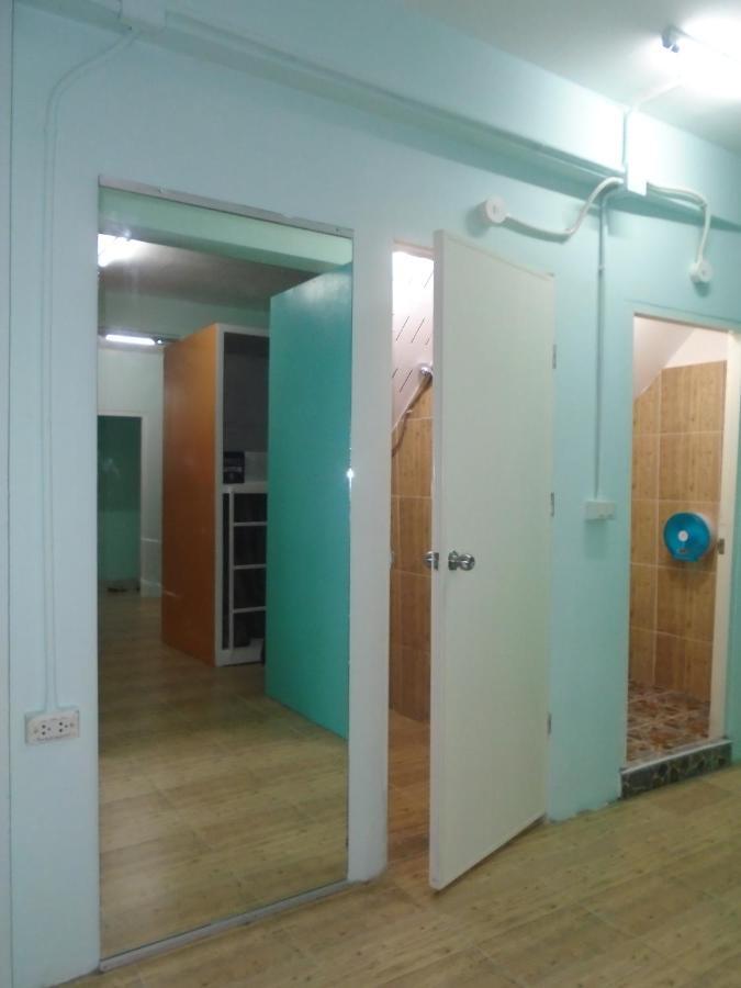 Panda Hostel Phuket (Adults Only) Patong Eksteriør billede
